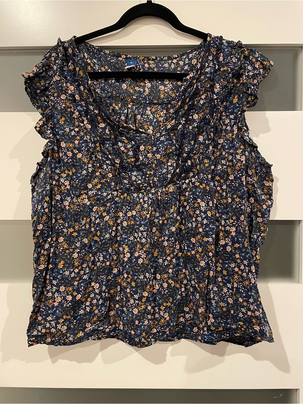Old Navy Navy Floral Ruffle-Sleeve Top